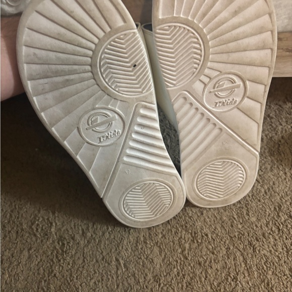 I-Slide Trevor Lawrence Slides - Picture 2 of 3